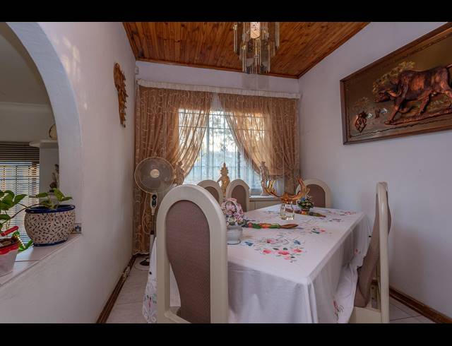 3 BEDROOM HOUSE FOR SALE IN WINCHESTER HILLS